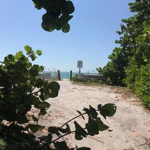 Meet your Posher, Becky